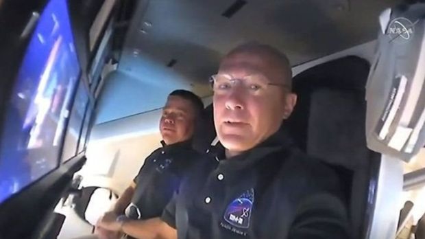 رائدا الفضاء الأمريكيين يصلان إلى المحطة الفضائية الدولية