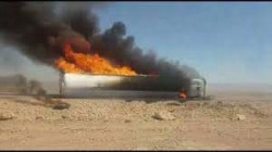 الحوثيون : التحالف العربي يستهدف قاطرة وقود شرق مدينة الحزم