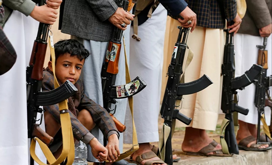 الحوثيون يعلنون نجاح صفقة لتبادل أسرى مع قوات الجيش في تعز
