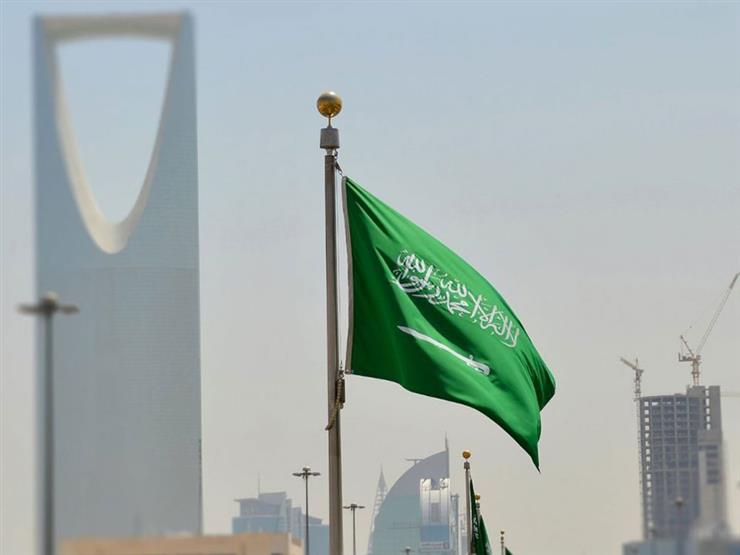 بشرى للوافدين.. السعودية تعلن إلغاء نظام الكفيل الذي استمر 72 عاماً