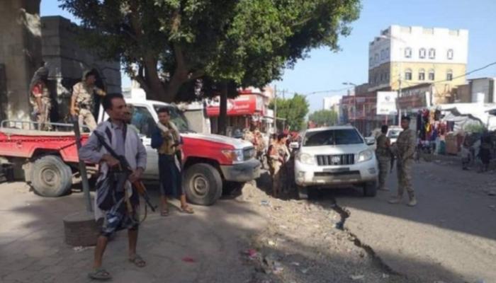الحوثيون يحذرون حزب الإصلاح من طارق صالح 