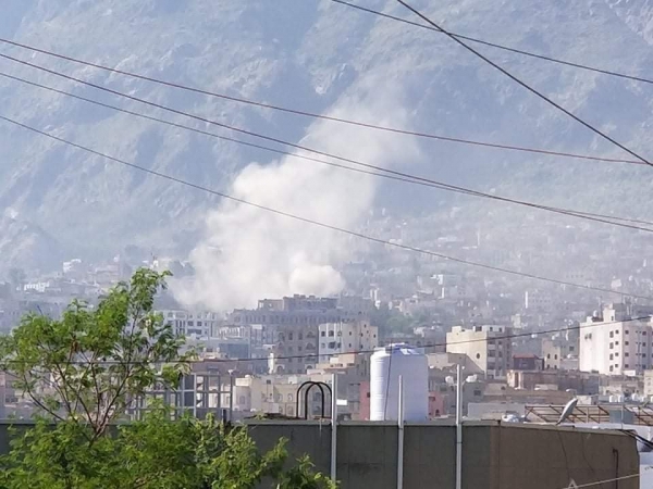 الجيش يخوض معارك شرسة ضد الحوثيين في تعز 