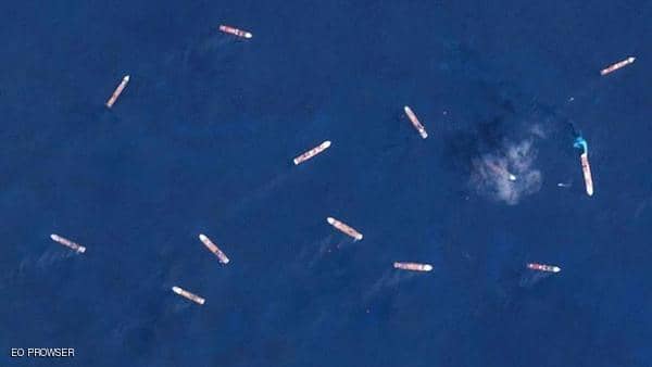 أقمار صناعية ترصد آلاف عالقين في البحار بسبب كورونا