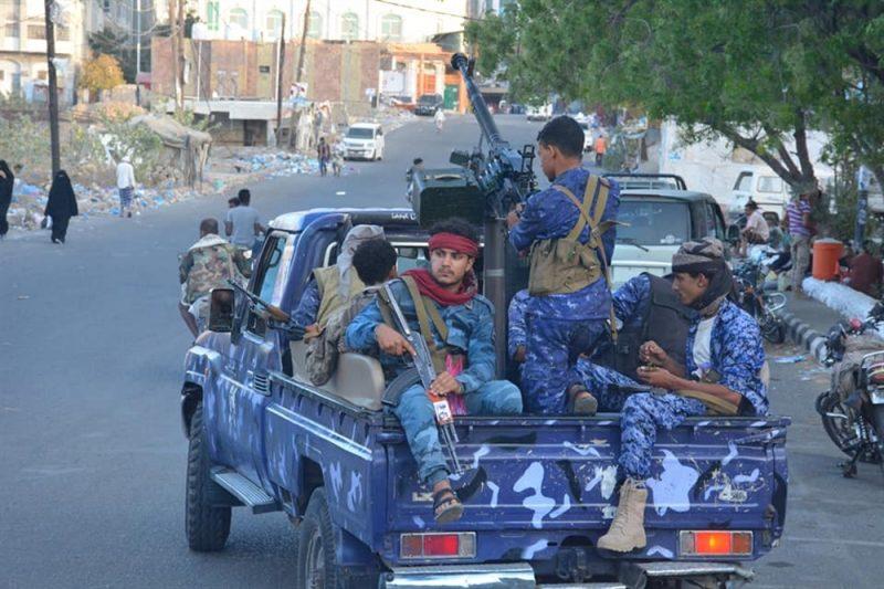 تعز : مواجهات عنيفة بين قوات الحملة الأمنية وعناصر مسلحة غرب المحافظة