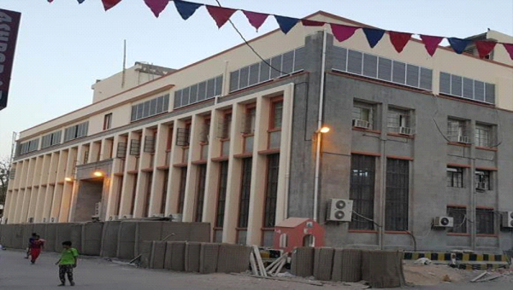 البنك المركزي في عدن يصدر بيانا عاجلا بشأن مرتبات جميع الموظفين (نص البيان) 