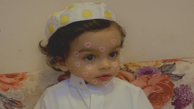 الحزن يعم السعودية بعد وفاة طفل انكسرت مسحة كورونا في أنفه