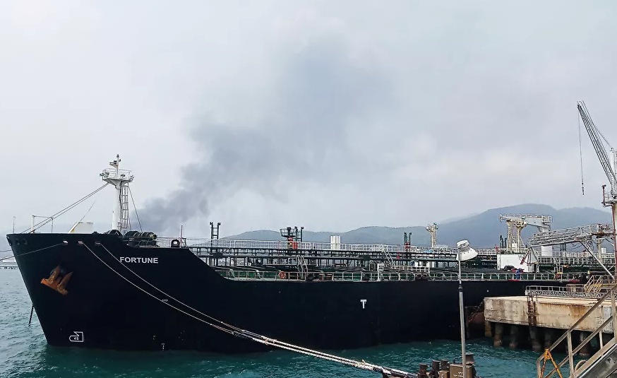 أول تعليق إيراني على استهداف السفينة النفطية في السعودية