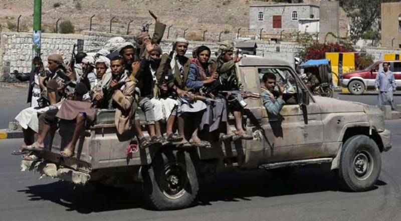 مصادر تكشف تفاصيل الأحداث الساخنة بين جماعة الحوثيين في رداع  