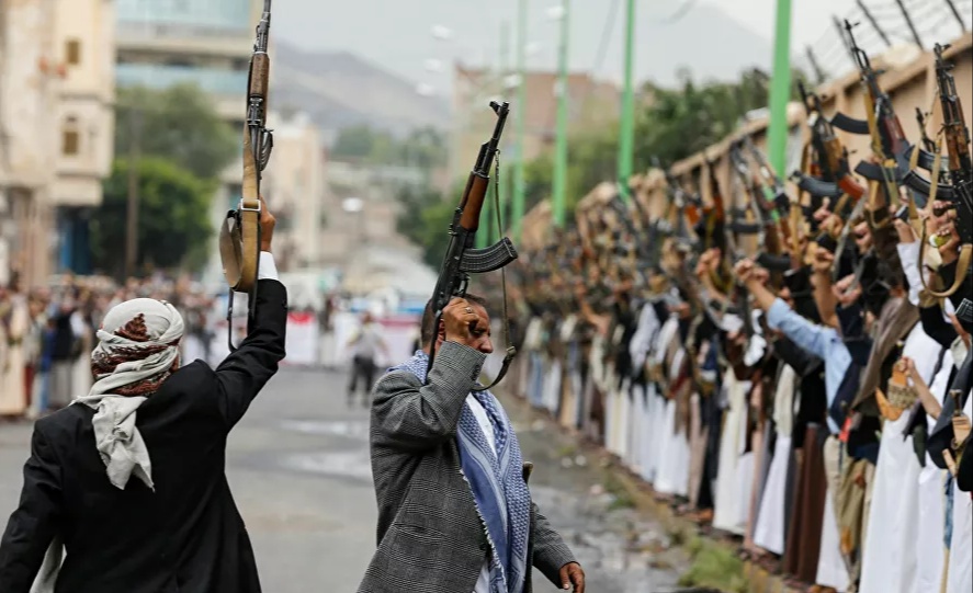 الحوثيون يختطفون نحو 30 شخصا من جبل يزيد في عمران