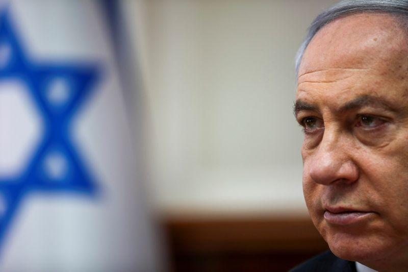 محكمة إسرائيلية تطلب من نتنياهو المثول أمامها لبدء محاكمته