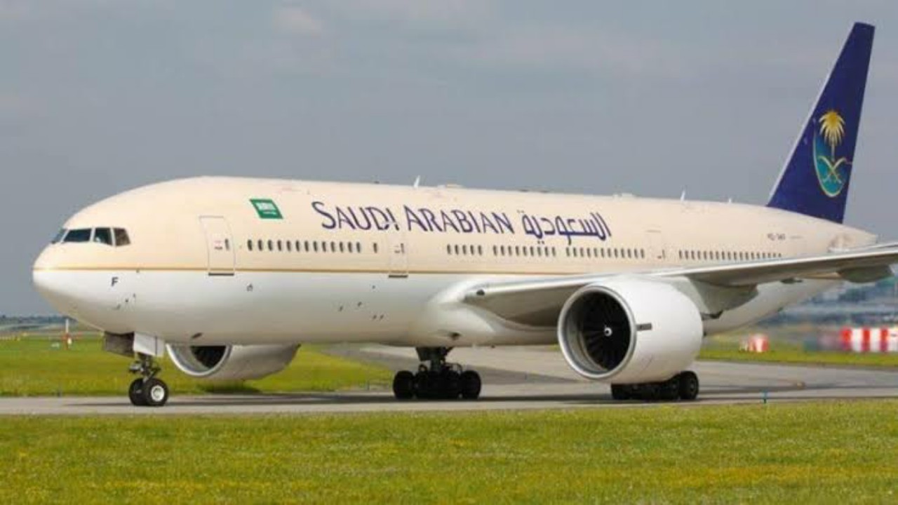 مفاجأة من الخطوط السعودية للمواطنين والمقيمين بعد تعليق الرحلات الجوية 
