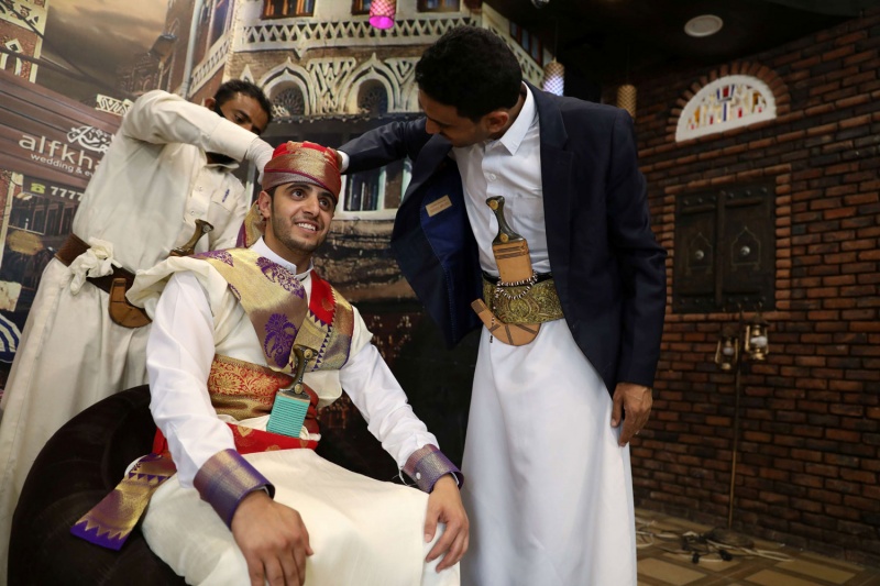 في اليمن فقط.. بث حفلات الأعراس على التلفزيون بسبب كورونا