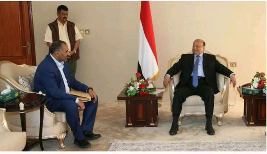 الرئيس هادي يلتقي عيدروس الزبيدي وهذا مادار بينهما
