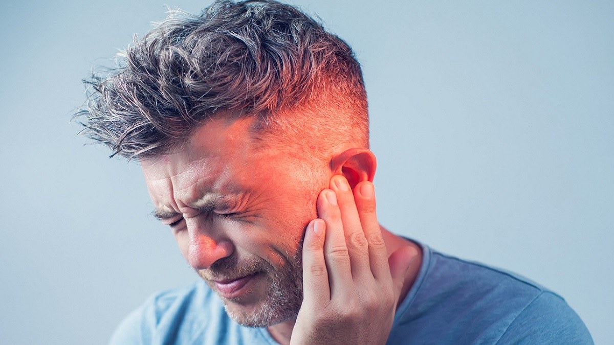 علاجات منزلية فعالة لآلام الأذن.. تعرف عليها