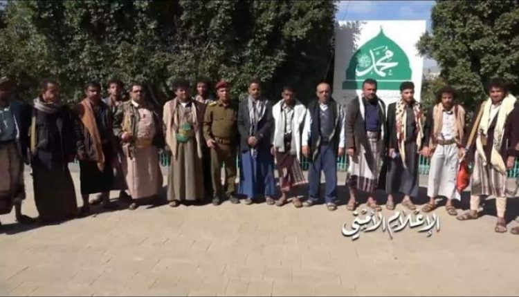 الحوثيون يعلنون انشقاق أكثر من 270 ضابط وجندي من قوات الجيش
