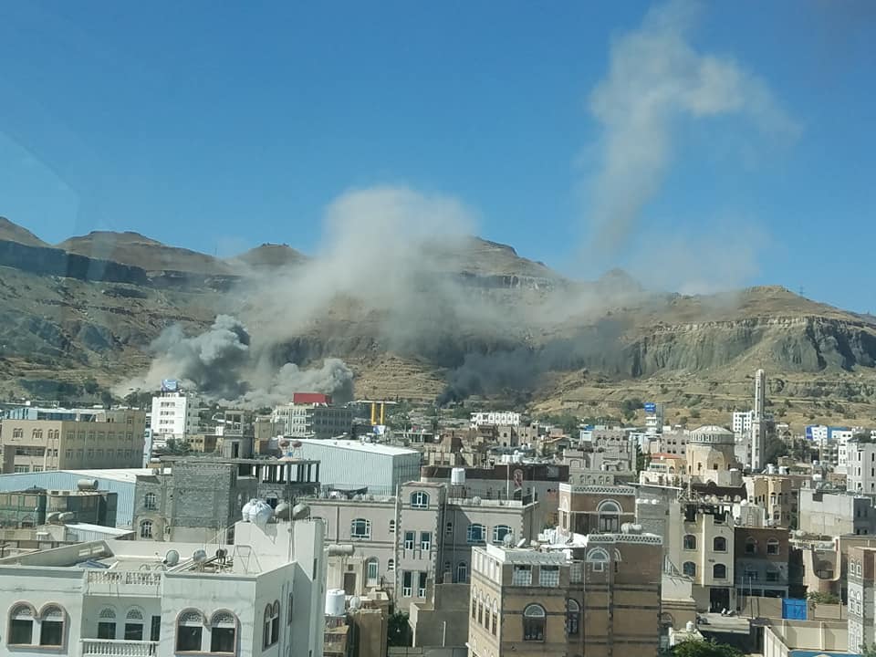 طيران التحالف يدك العاصمة صنعاء بعشرات الغارات