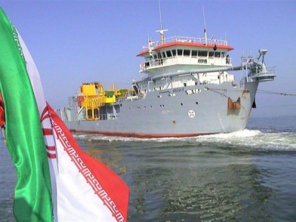 مسؤول حكومي يكشف عن اعتداء إيراني على اليمن شاركت فيه أكثر من 40 سفينة