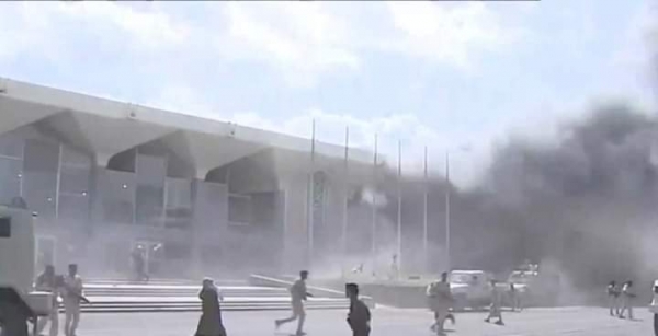 ورد الآن..مقتل أحد مراسلي القنوات اليمنية جراء انفجار مطار عدن الدولي