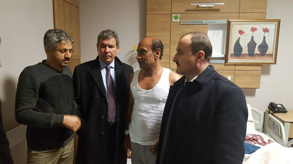 قائد المقاومة الشعبية بتعز يزور جرحى المقاومة والجيش في مستشفيات تركيا (صور)