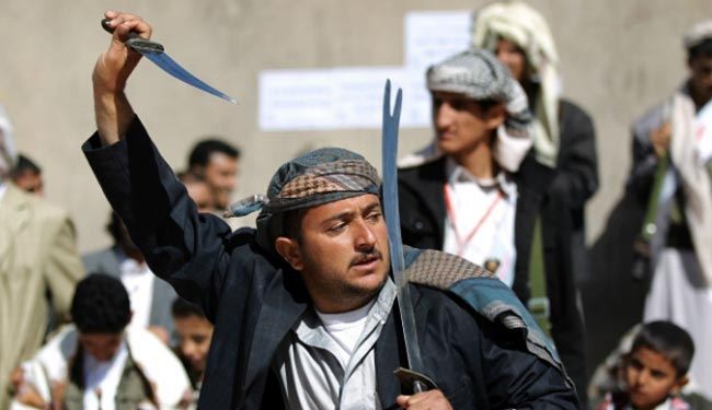 الحوثيون يطردون مسئولين كبار في وزارة التخطيط من أتباع صالح ويشترطون عليهم إعلان الولاء للسيد