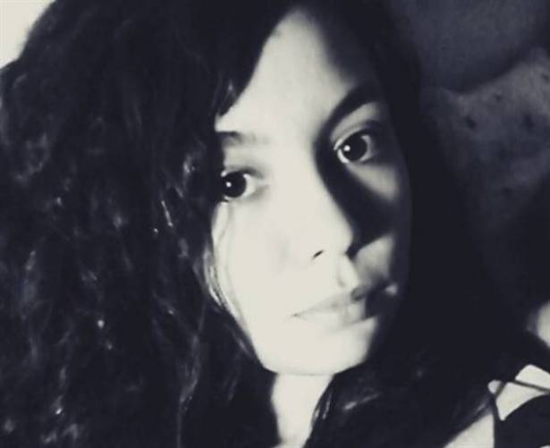 فتاة أردنية تنتحر وتترك رسالة تهز العالم