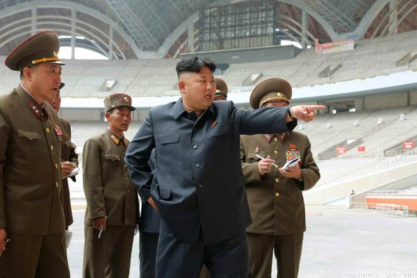زعيم كوريا الشمالية يعدم وزير التعليم في بلاده .. تعّرف على الأسباب ( فيديو)