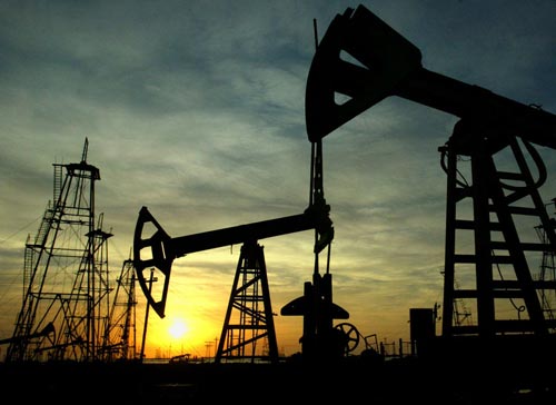 اليمن: وزارة النفط تعلن توقف الإنتاج بمعظم حقول وقطاعات النفط