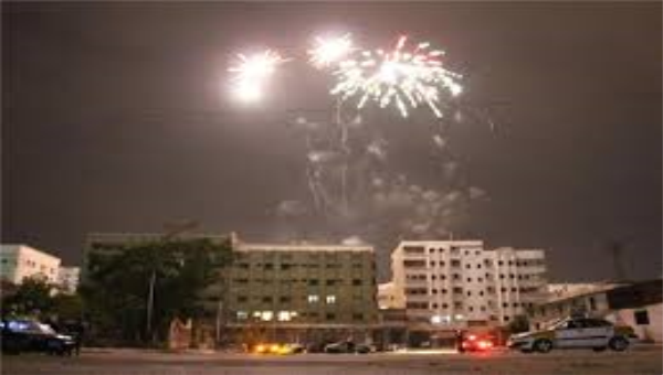 احتفالات واسعة في عدن في الذكرى الأولى لتحرير المحافظة من مليشيا الحوثي وصالح (صور)