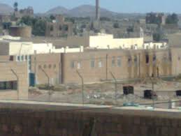 مليشيا الحوثي تمنع حقوقيين من زيارة السجن المركزي بمحافظة ذمار