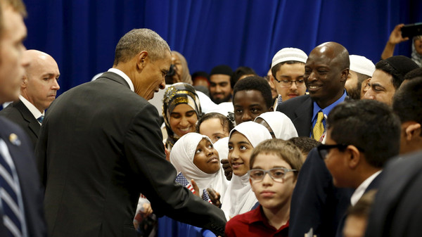 أوباما مخاطباً المسلمين: الإسلام جزء من أميركا