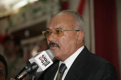 علي عبد الله صالح يتهم الإصلاح وحميد الأحمر رسميا بالوقوف وراء محاولة اغتياله في جامع النهدين