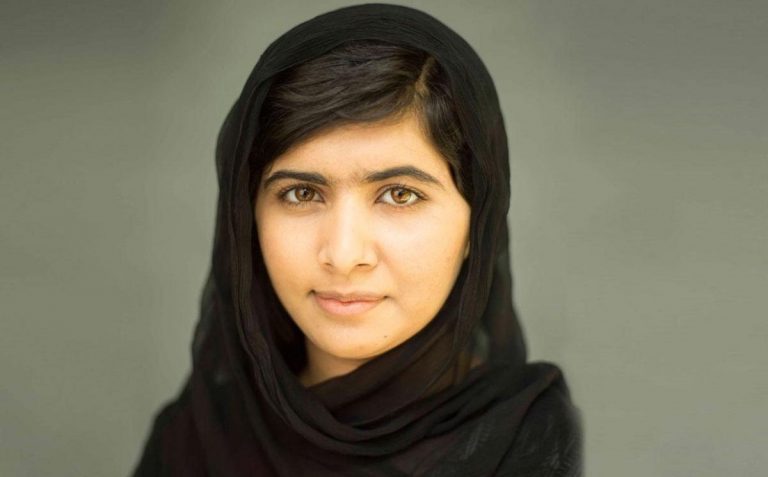بالصّور | ملالا يوسف نجَتْ من محاولة اغتيال لـ”طالبان” وأصبحت مليونيرة