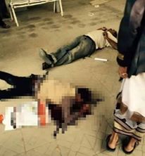 شاهد يروي ملابسات قتل مسلح حوثي لمواطنين اثنين في مصلحة الجوازات  بالعاصمة صنعاء