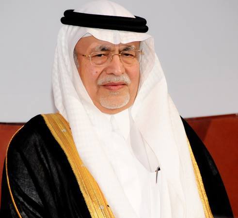 السعودية: إعفاء وزير الإعلام عبدالعزيز خوجة من منصبه بأمر ملكي