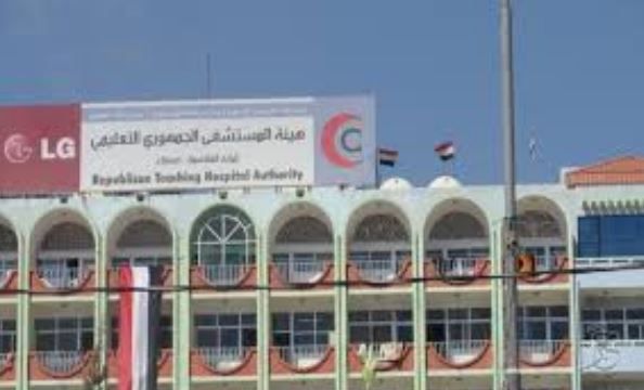 ميليشيات الحوثي تنهب عدداً من سيارات الأسعاف التابعة للمستشفى العسكري بـ «صنعاء»