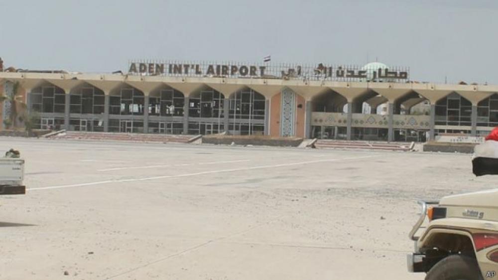 بعد سنتين.. هبوط أول طائرة شحن في مطار عدن الدولي