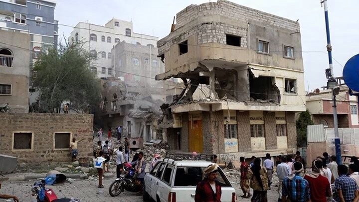 طائرات التحالف تقتل 5 مدنيين من أسرة واحدة في غارة خاطئة بتعز 