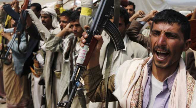 ليس سلاحا ولا ذخيرة... هذا ما عثر عليه رجال الجيش والمقاومة في مخابئ الحوثيين في المخا (صور)