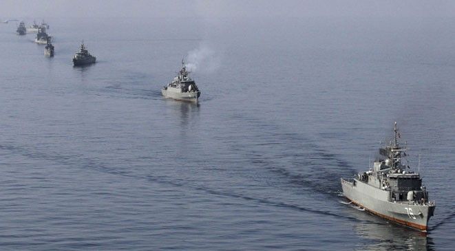للمرة الثانية.. سفينتان إيرانيتان تتوغّلان في المياه الإقليمية اليمنية بطريقة استفزازية