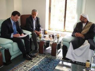 مفتاح أحد زعماء الحركة الحوثية يقابل مسؤولين في السفارة الأمريكي