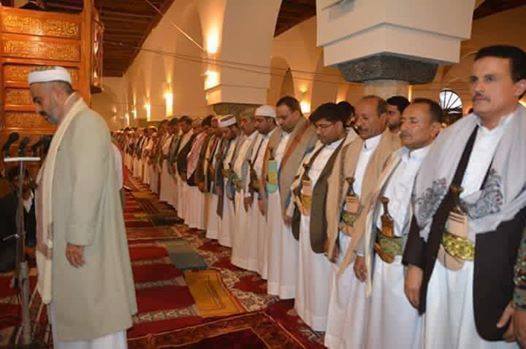 من داخل الجامع الكبير بصنعاء ، هكذا قضى الحوثيون على التعايش المذهبي