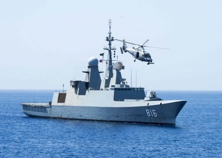  بالصور والتفاصيل .. مقارنة مهمة بين القوة البحرية السعودية والايرانية
