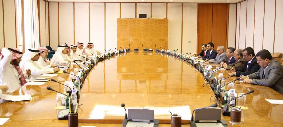 بن دغر يناقش مع مؤسسة النقد العربي السعودي دعم البنك المركزي فنياً