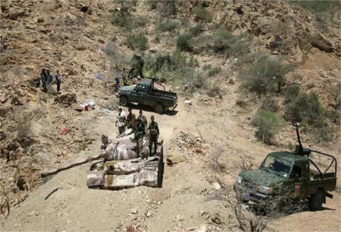 الجيش اليمني يسيطر على مرتفعات العرقوب في أبين
