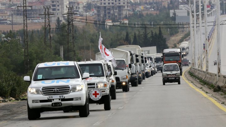 بدء دخول قافلة المساعدات إلى مضايا المحاصرة في ريف دمشق