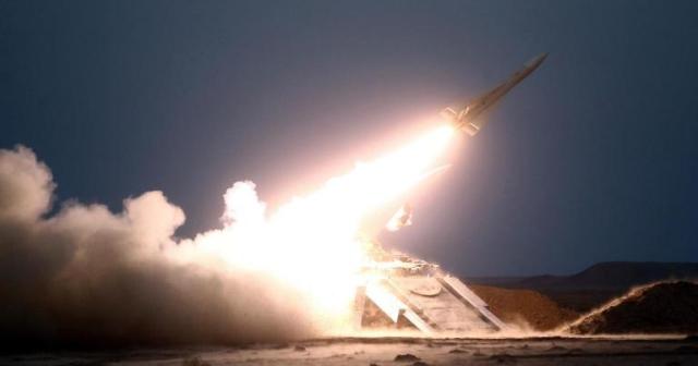 اعتراض صاروخ باليستي أطلقه الحوثيون في سماء محافظة مأرب