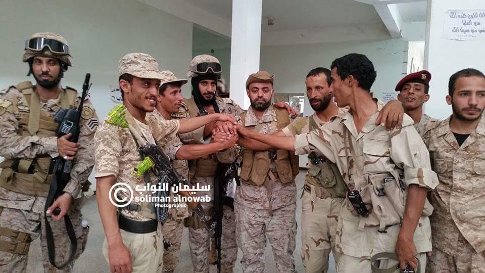 جنود يمنيون وسعوديون يتعاهدون على النصر أو الشهادة وتحرير اليمن
