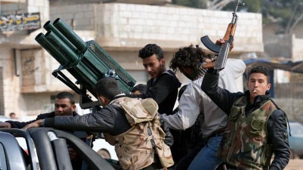 المعارضة السورية تقر لأول مرة بتلقي أسلحة أميركية فتاكة