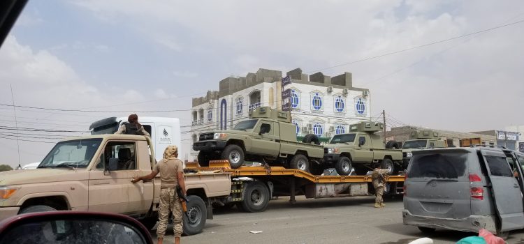  تعزيزات عسكرية سعودية ضخمة تصل قاعدة العند