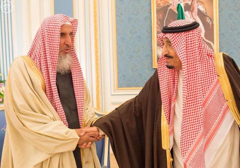 ‏مفتي السعودية: الملك سلمان يطلب نصيحتنا بكل الطرق